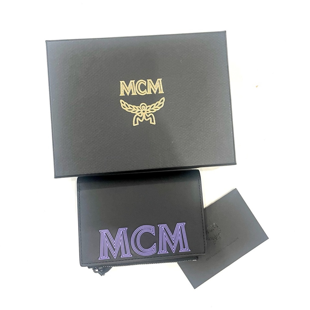 Bifold Snap Wallet in MCM Leather